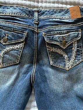 Women’s Blue Embroidered Back-Pocket Bootcut Jeans by Ariya